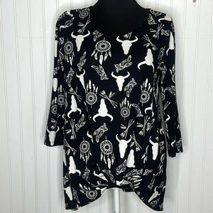 - Jody Native Print Pull Over Top Size Medium